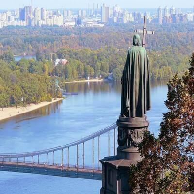 Зарваниця :: Вікно детальніше :: 28 липня святкуємо 1027 річницю хрещення Киїської Русі та споминаємо Ріноапостольного князя Киїської Руси Володимира Великого.